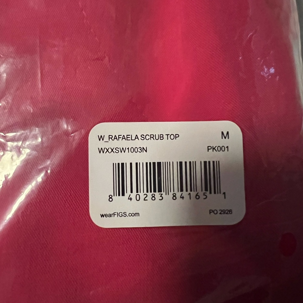 Figs NWT Rafaela scrub top size medium pink